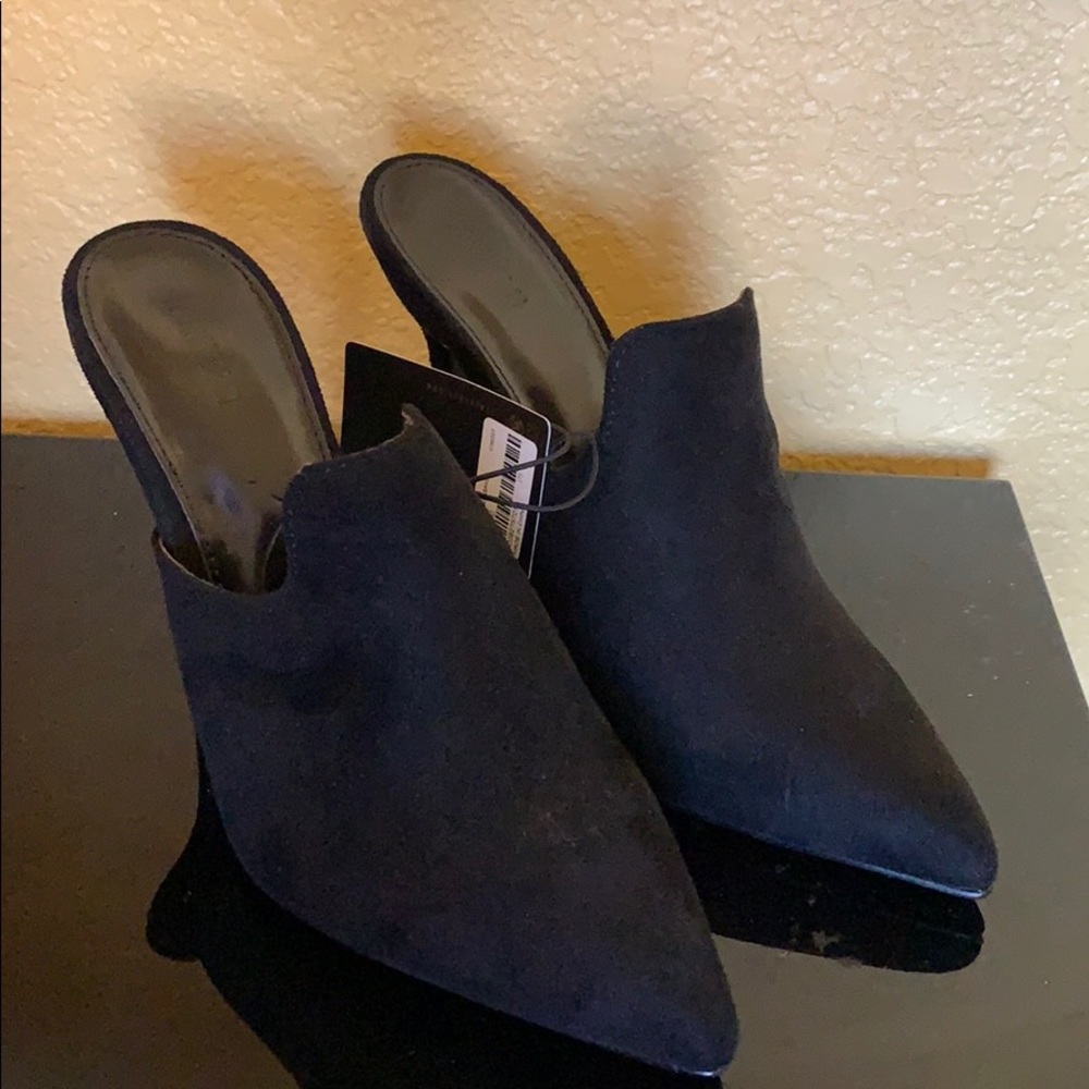 Forever 21 Stiletto Mules